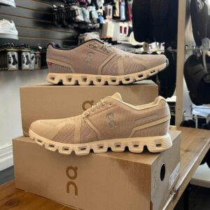 Amazing Cloud nova shoe pallet - Bulk Liquidation Sales