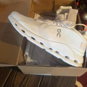 Amazing Cloud nova shoe pallet - Bulk Liquidation Sales
