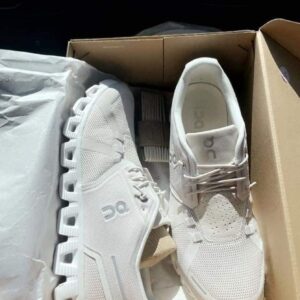 Amazing Cloud nova shoe pallet - Bulk Liquidation Sales