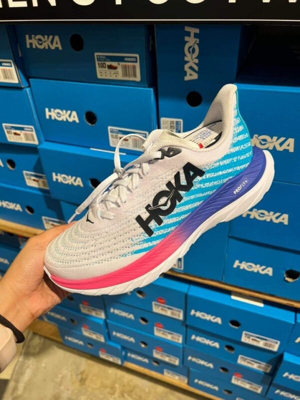 Amazing HOKA SHOES PALLET - Bulk Liquidation Sales