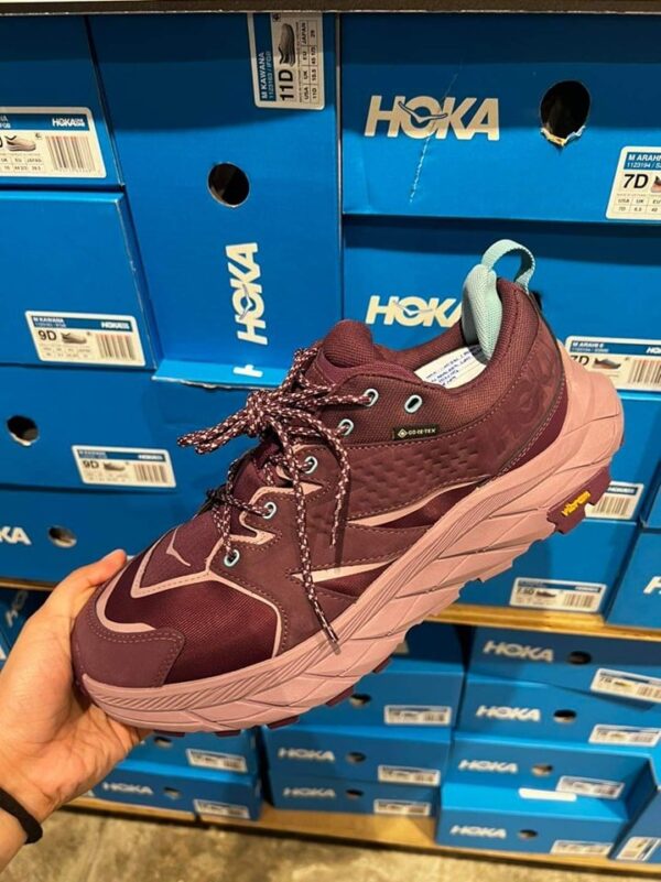 Amazing HOKA SHOES PALLET - Bulk Liquidation Sales