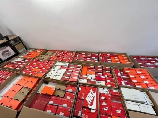 Authentic Pallet of sneakers - Bulk Liquidation Sales
