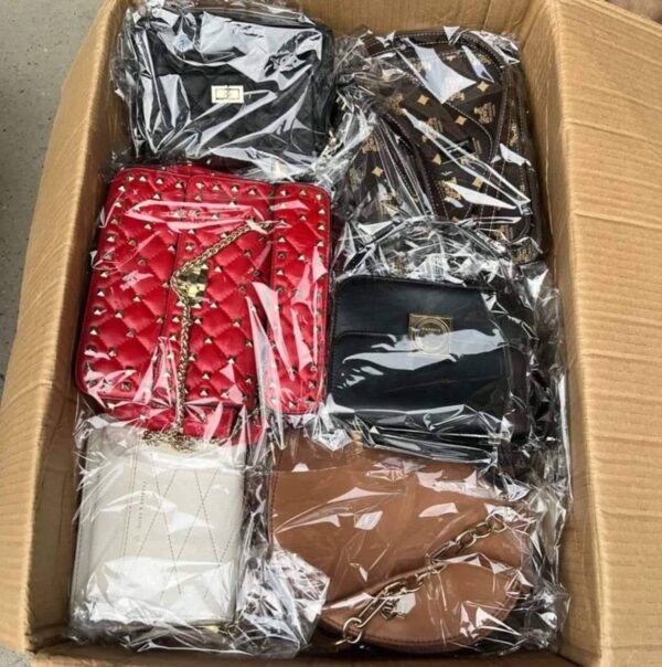 Best Mixed pallet of ladies hands bags - Bulk Liquidation Sales