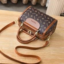 Great Women Bags pallet - Bulk Liquidation Sales
