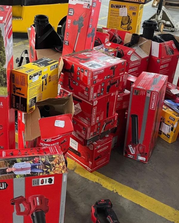 Mixed Milwaukee & dewalt tool pallets-bulk liquidation sales