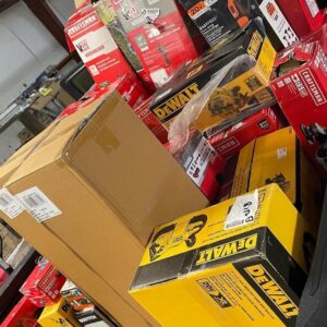 Mixed Milwaukee & dewalt tool pallets-bulk liquidation sales