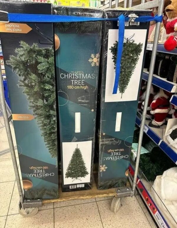 Pallet Christmas Tree - Bulk Liquidation Sales