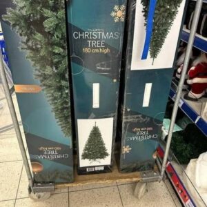 Pallet Christmas Tree - Bulk Liquidation Sales