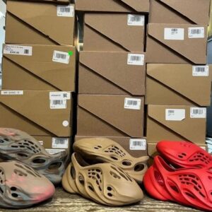 Yeezy Foam Runners Pallets - Bulk Liquidation Sales
