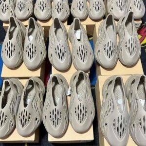 Yeezy Foam Runners Pallets - Bulk Liquidation Sales